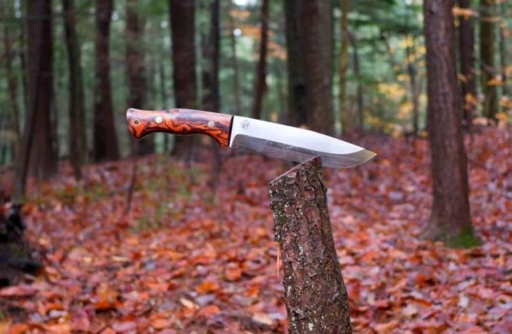 Custom Knives for Bushcraft in the Boreal Forest